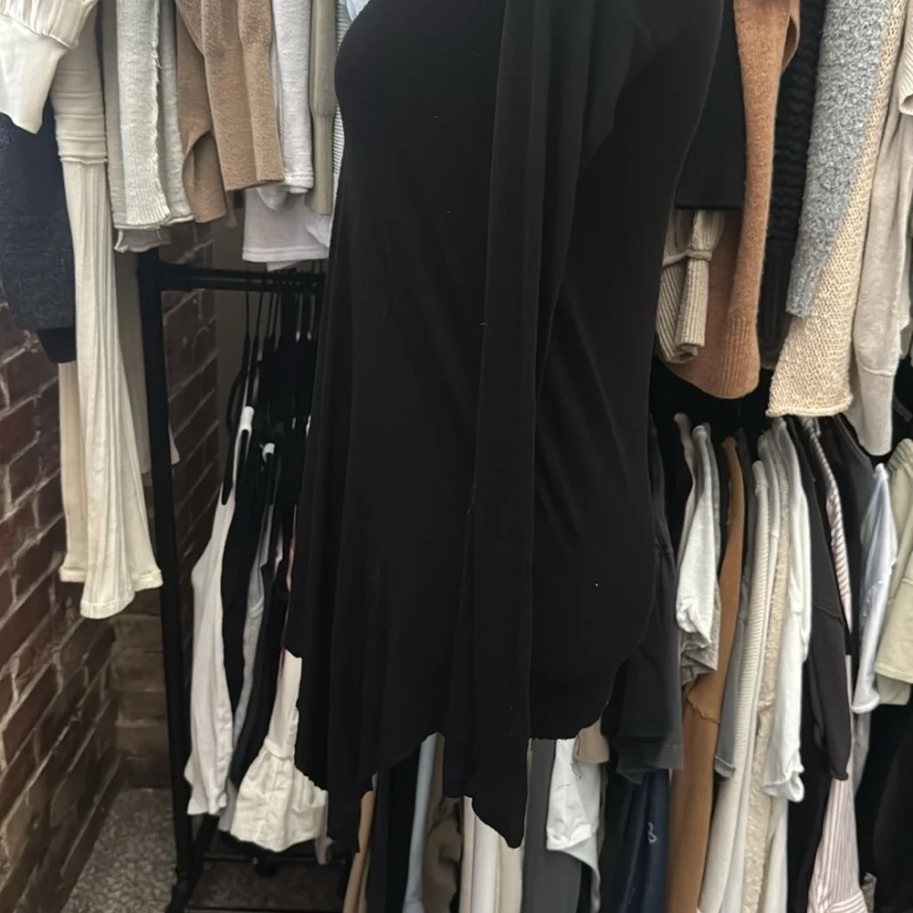 BCBGMAXAZRIA RIBBED TEE - Picture 4 of 7